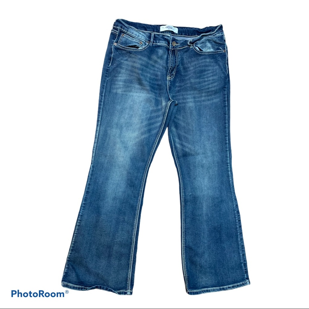 Vintage Brand Juniors Size 19 Boot Cut Jeans